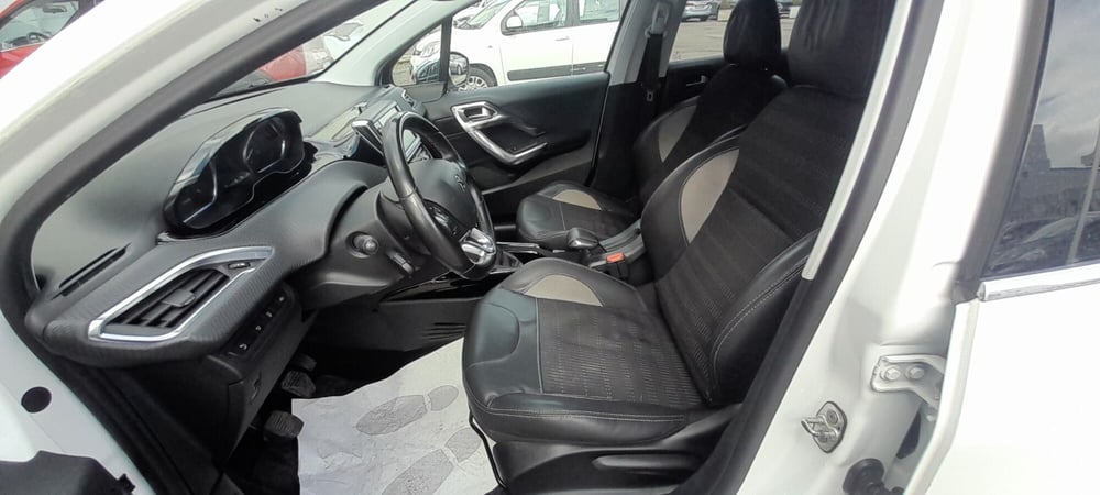 Peugeot 2008 usata a Cosenza (9)