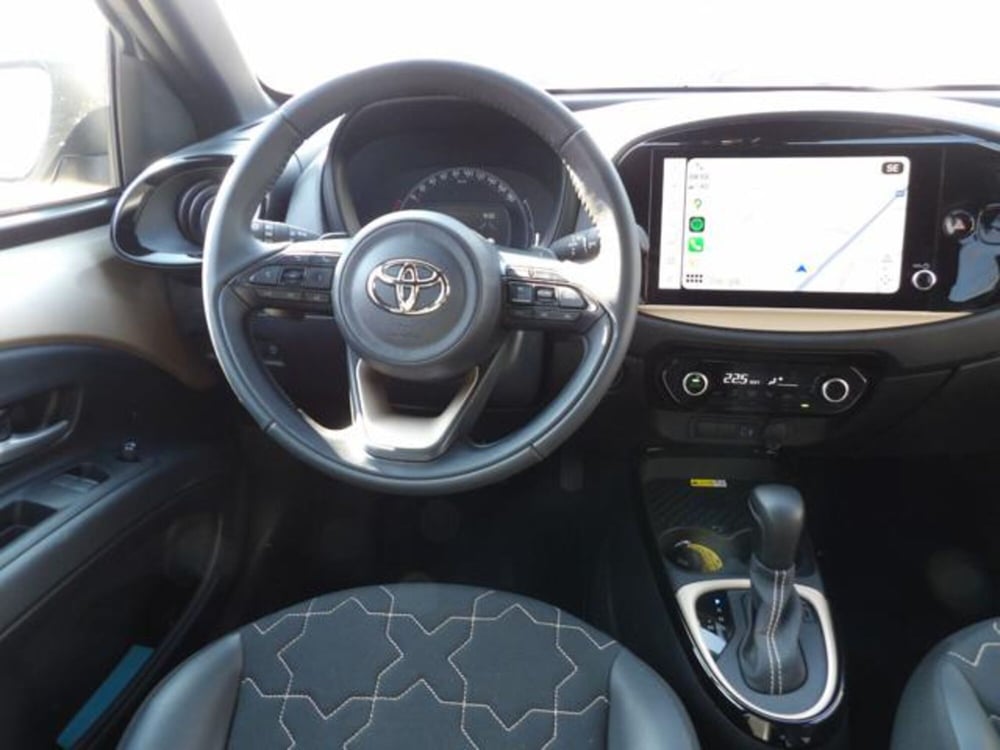 Toyota Aygo X usata a Treviso (14)