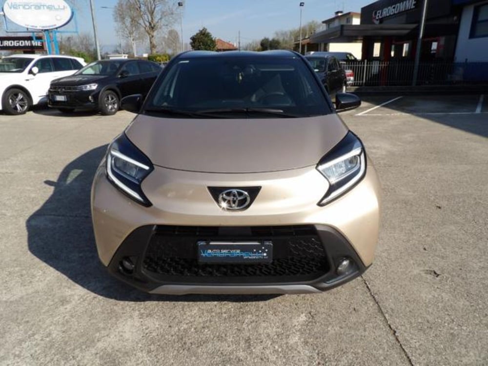 Toyota Aygo X usata a Treviso (8)