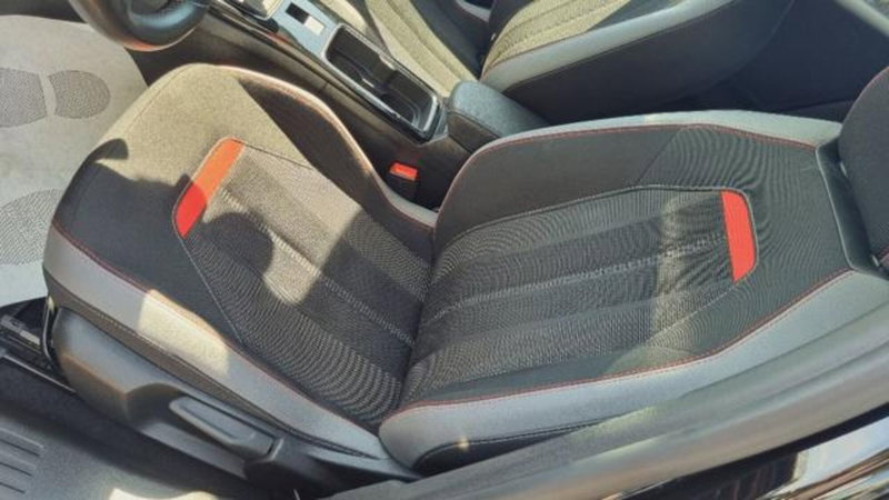 Opel Mokka usata a Savona (18)