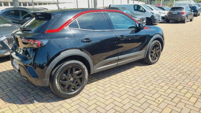 Opel Mokka usata a Savona (9)