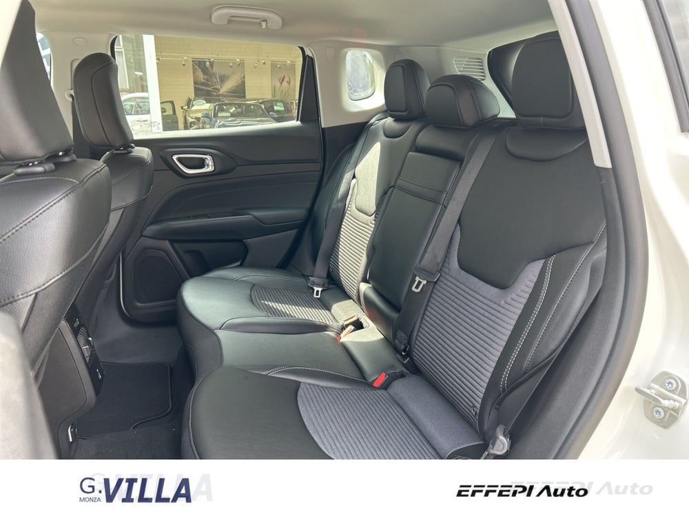 Jeep Compass nuova a Monza e Brianza (12)