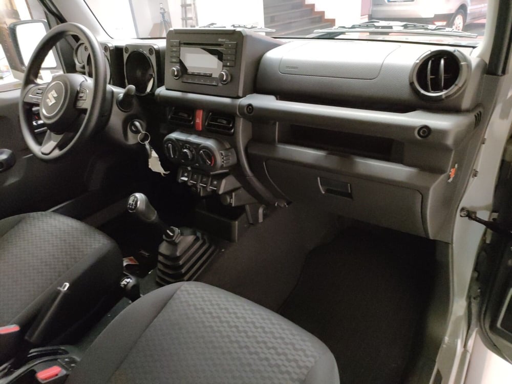 Suzuki Jimny nuova a Teramo (12)