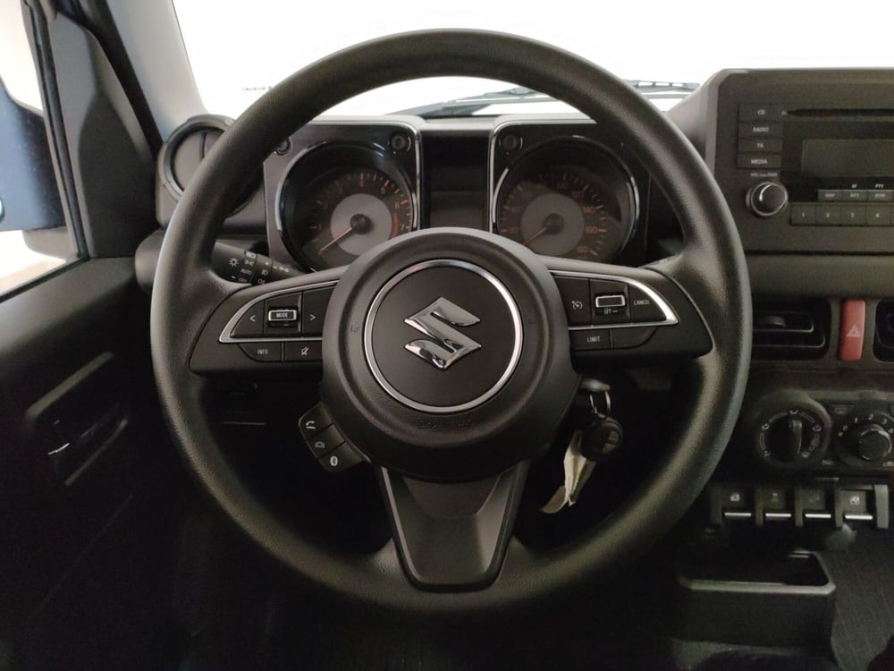 Suzuki Jimny nuova a Teramo (15)