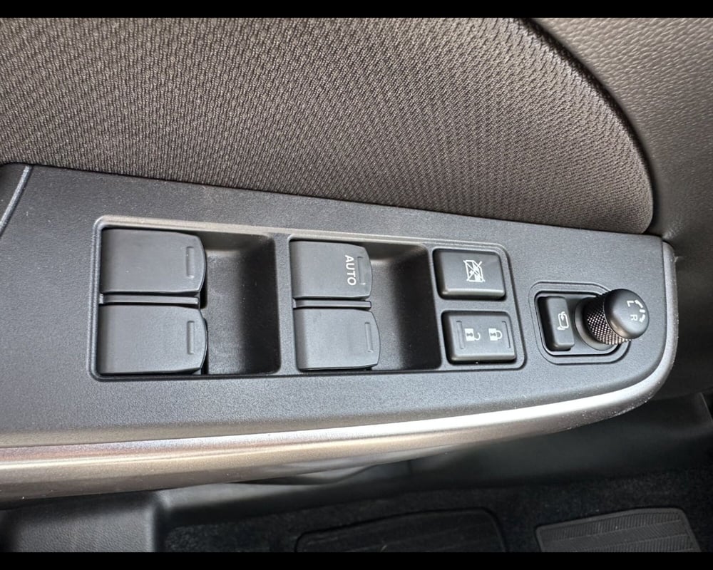 Suzuki Swift nuova a Treviso (13)