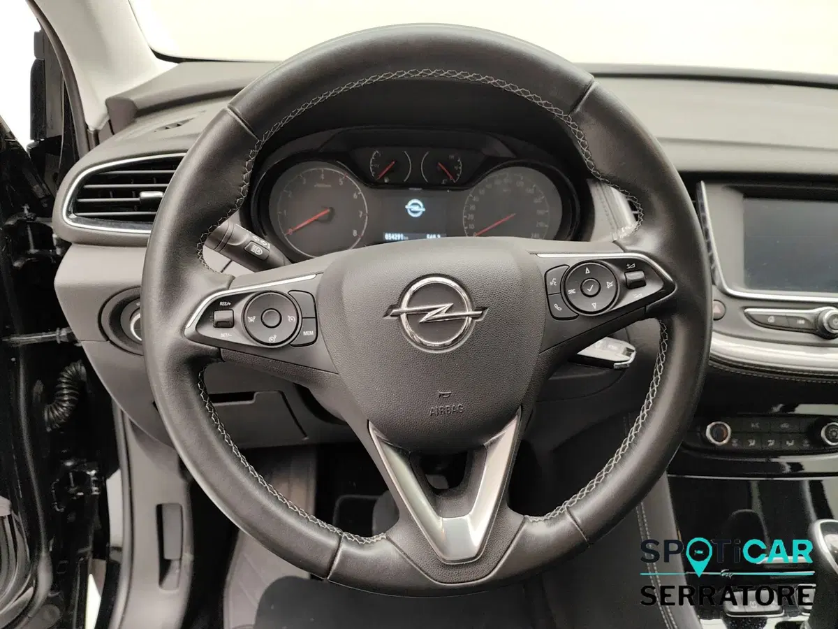 Opel Grandland usata a Como (8)