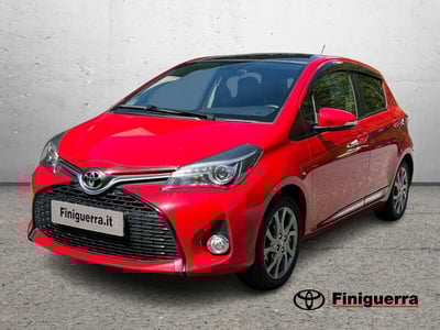 Toyota Yaris 1.D-4D 5 porte Style del 2014 usata a Talamona