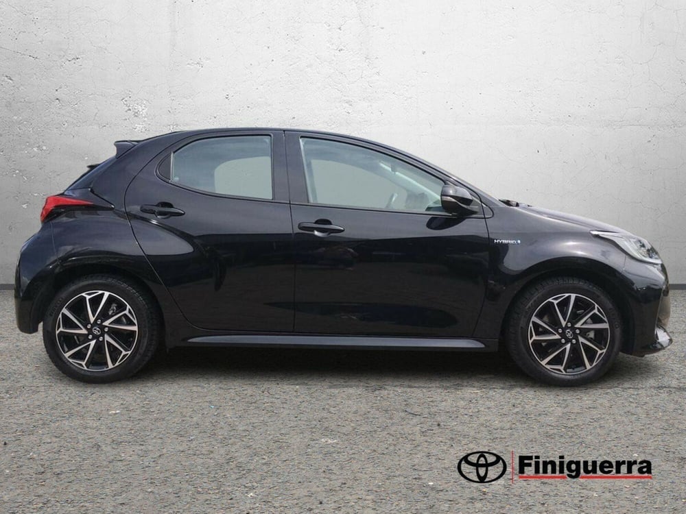 Toyota Yaris usata a Lecco (5)