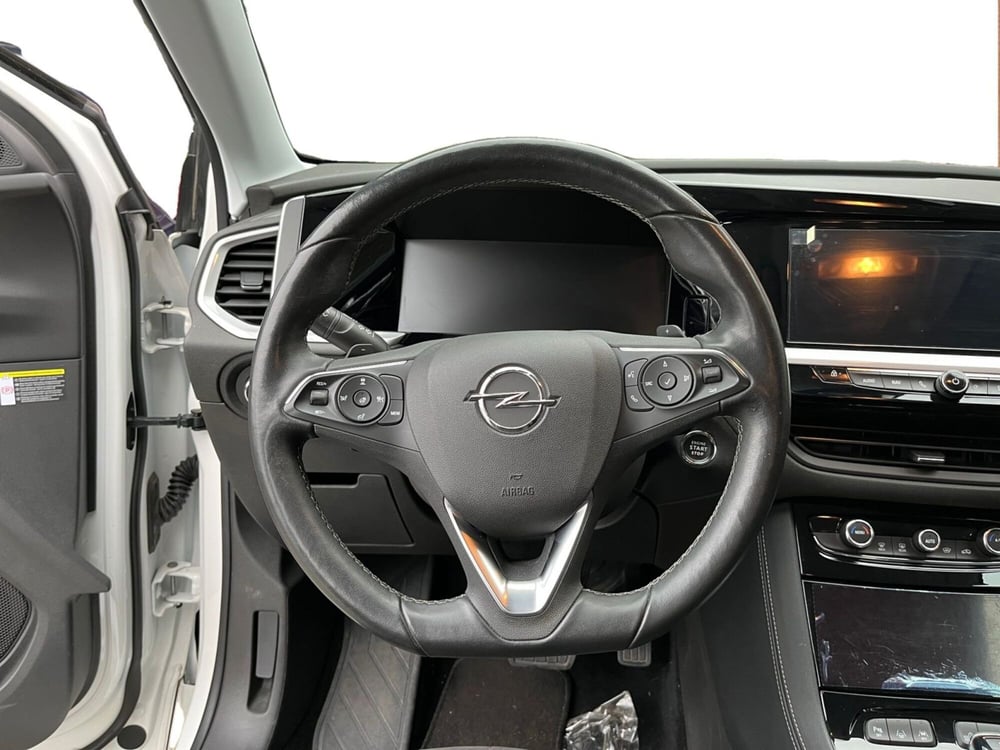 Opel Grandland X usata a Modena (13)