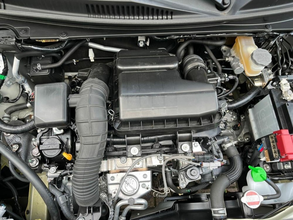 Suzuki Ignis usata a Sondrio (16)