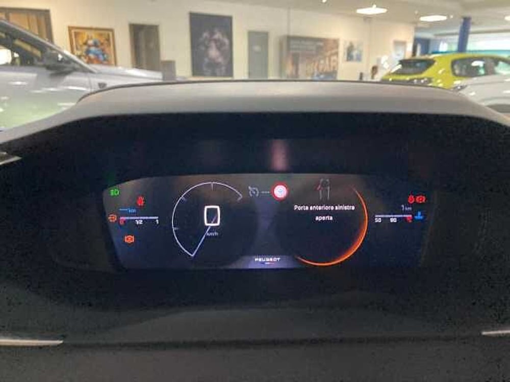 Peugeot 2008 nuova a Messina (10)