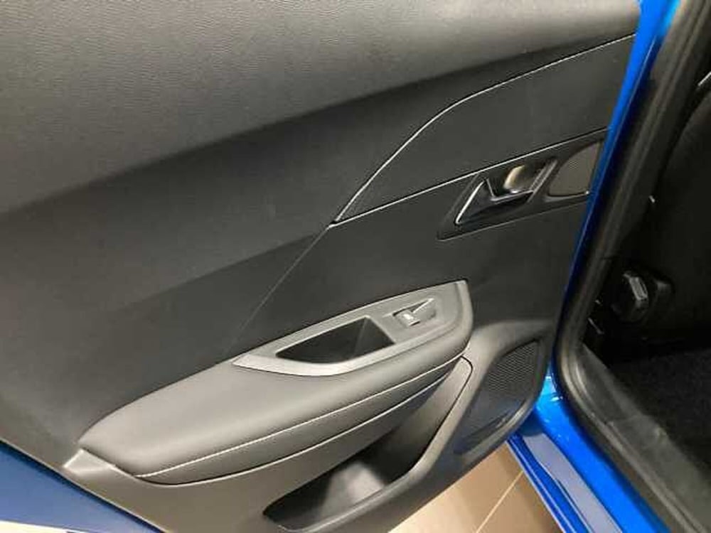 Peugeot 2008 nuova a Messina (16)