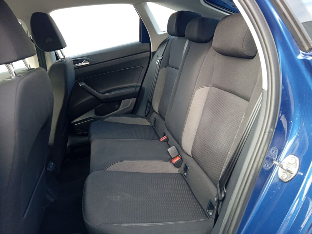Volkswagen Taigo usata a Modena (13)