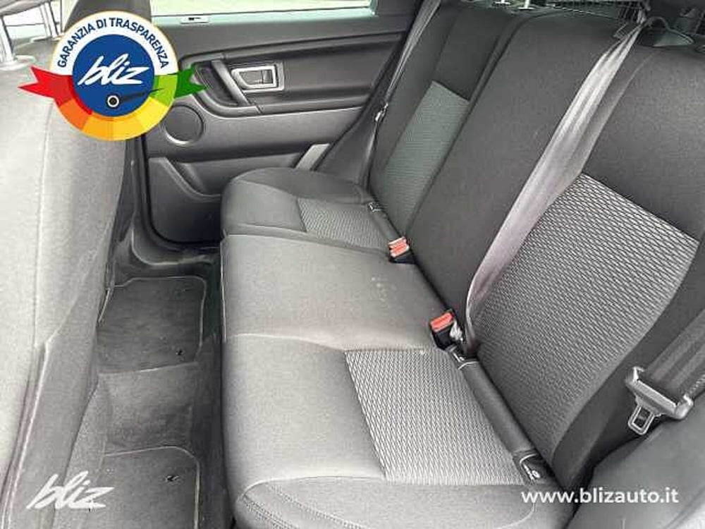 Land Rover Discovery Sport usata a Udine (8)
