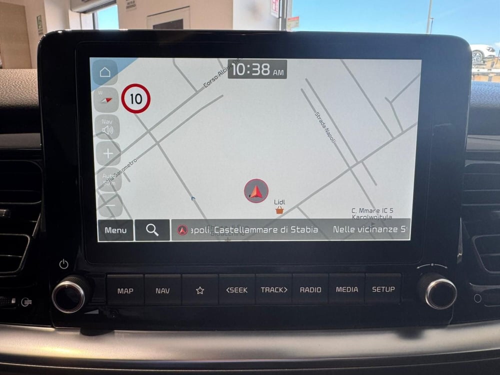 Kia Stonic nuova a Napoli (11)
