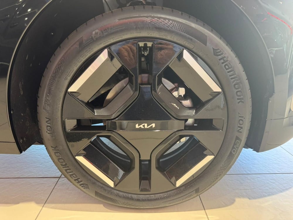 Kia EV3 nuova a Napoli (17)