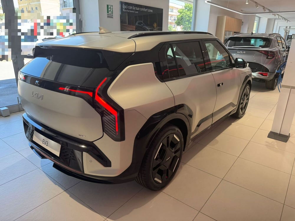 Kia EV3 nuova a Napoli (6)