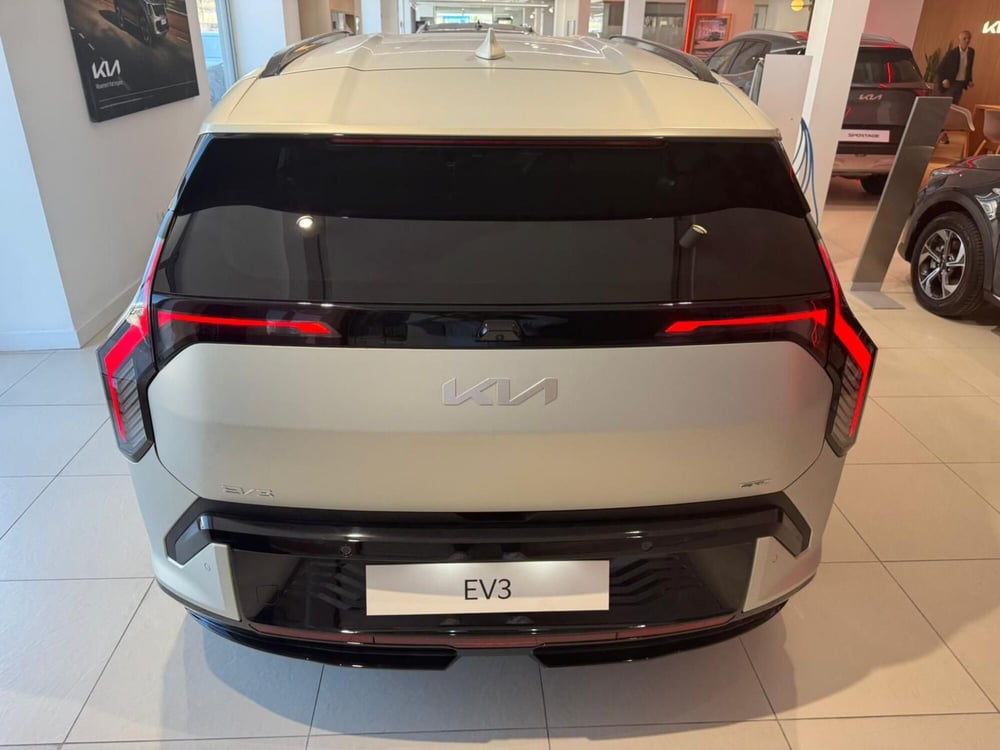 Kia EV3 nuova a Napoli (7)