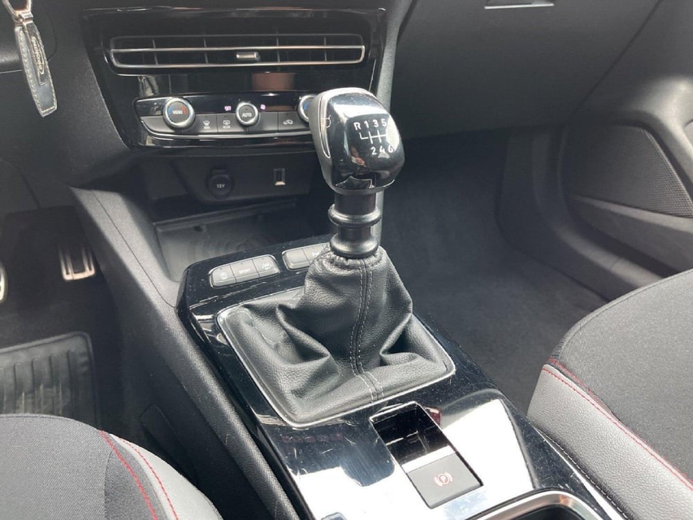 Opel Mokka usata a Torino (14)