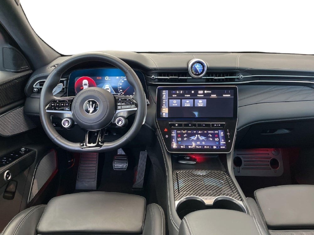 Maserati Grecale usata a Torino (11)