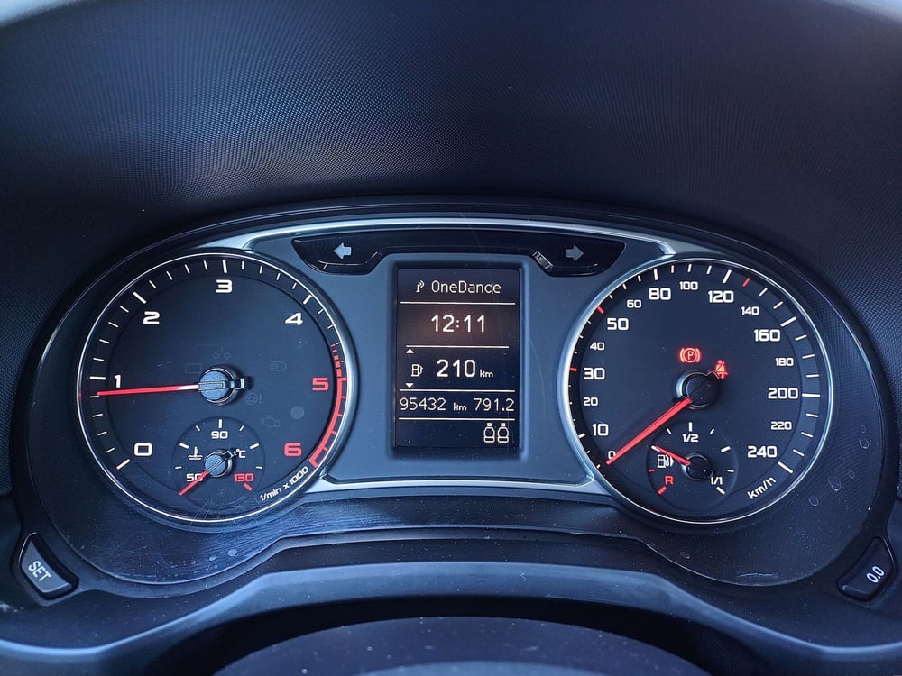 Audi A1 Sportback usata  (13)