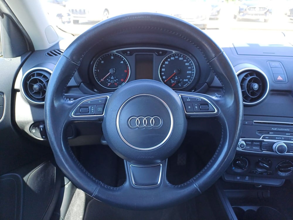 Audi A1 Sportback usata  (14)