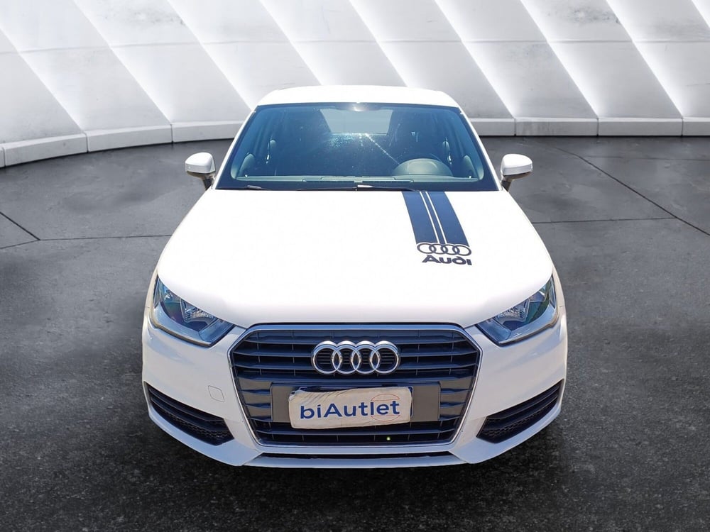 Audi A1 Sportback usata  (2)