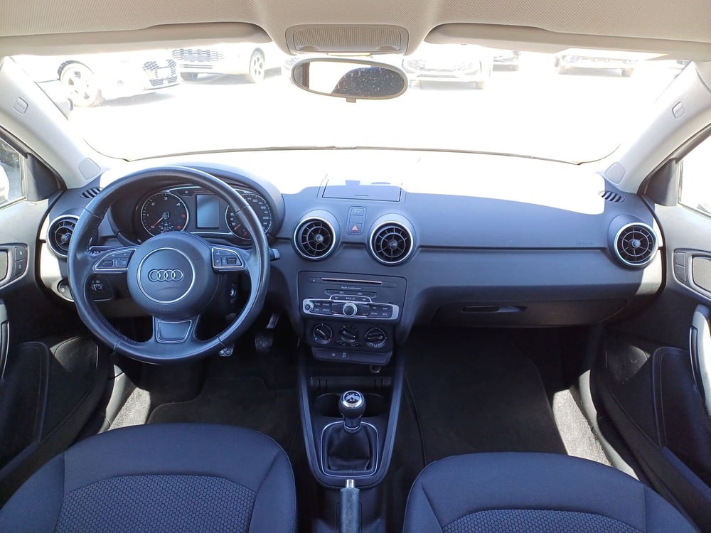 Audi A1 Sportback usata  (8)