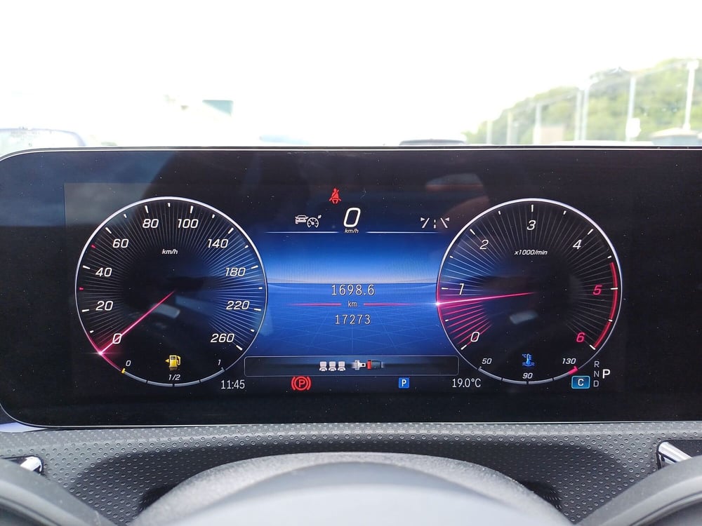 Mercedes-Benz CLA usata  (15)
