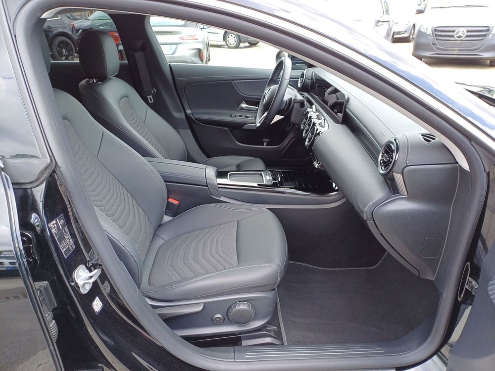 Mercedes-Benz CLA usata  (10)