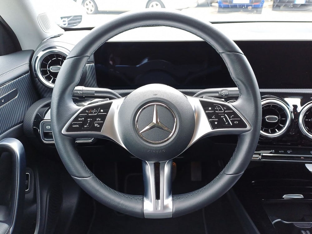 Mercedes-Benz CLA usata  (16)