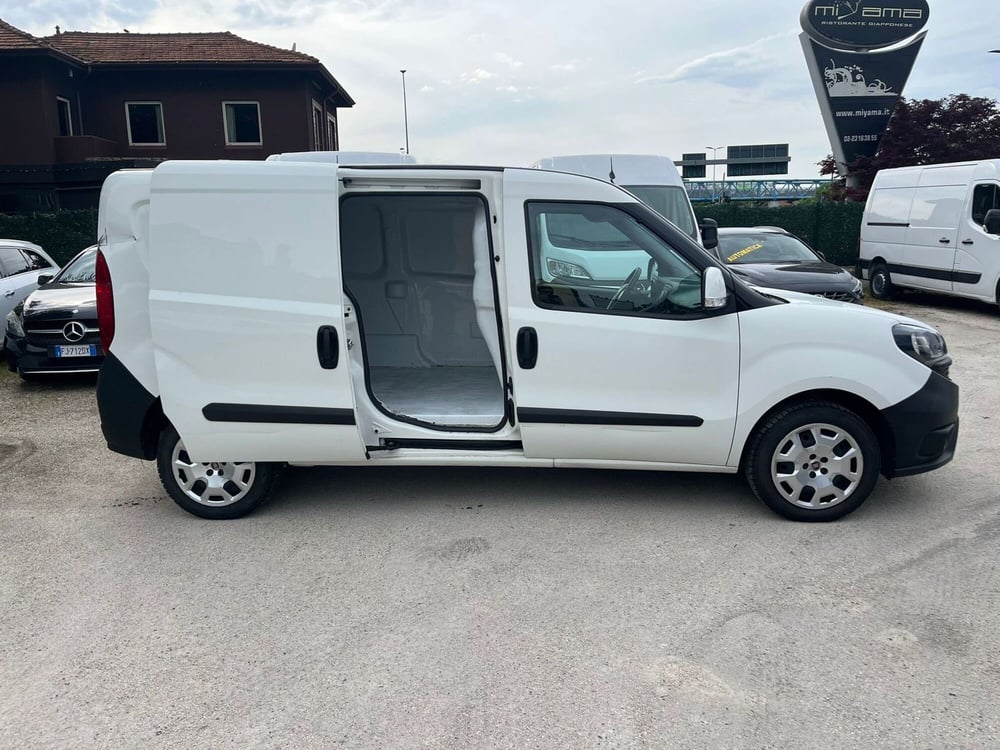Fiat Doblò Furgone usata a Milano (6)