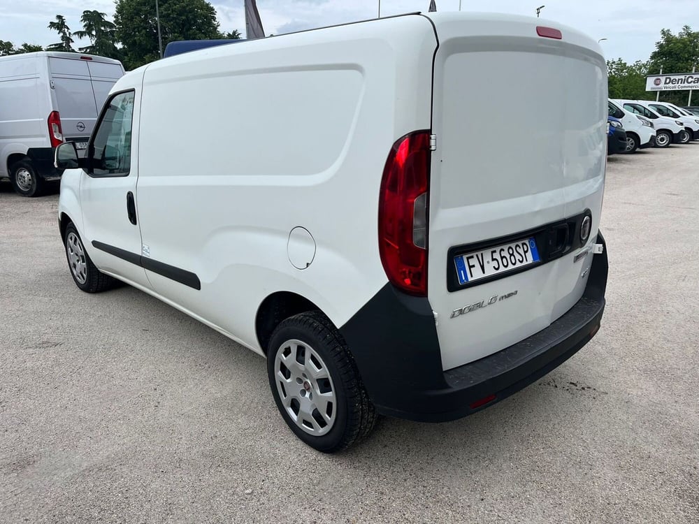 Fiat Doblò Furgone usata a Milano (9)