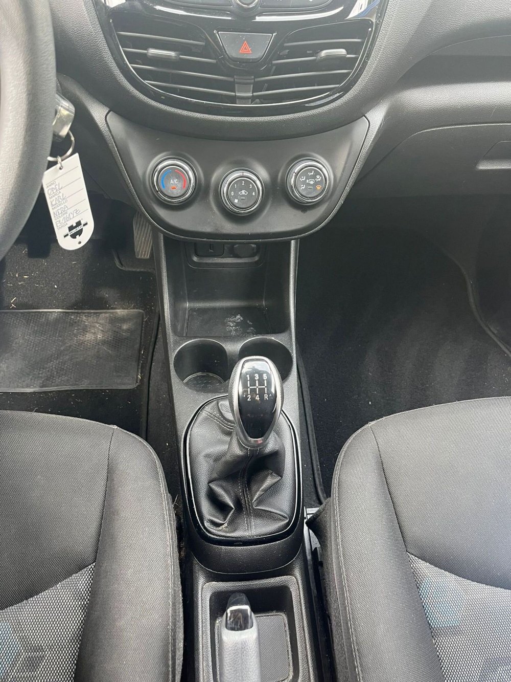 Opel Karl usata a Milano (17)