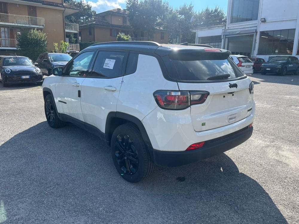 Jeep Compass nuova a Milano (5)