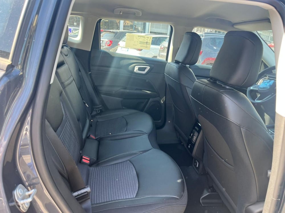 Jeep Compass nuova a Milano (16)