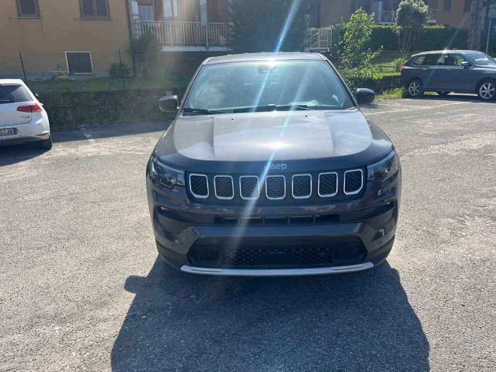 Jeep Compass nuova a Milano (2)