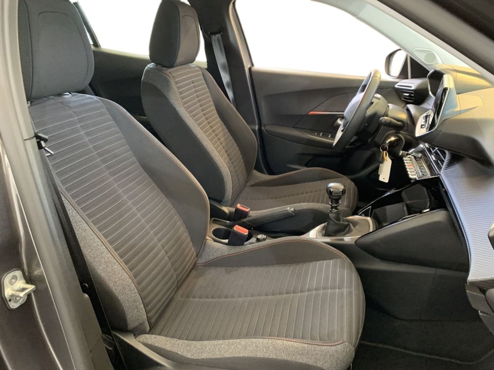 Peugeot 2008 usata a Prato (14)