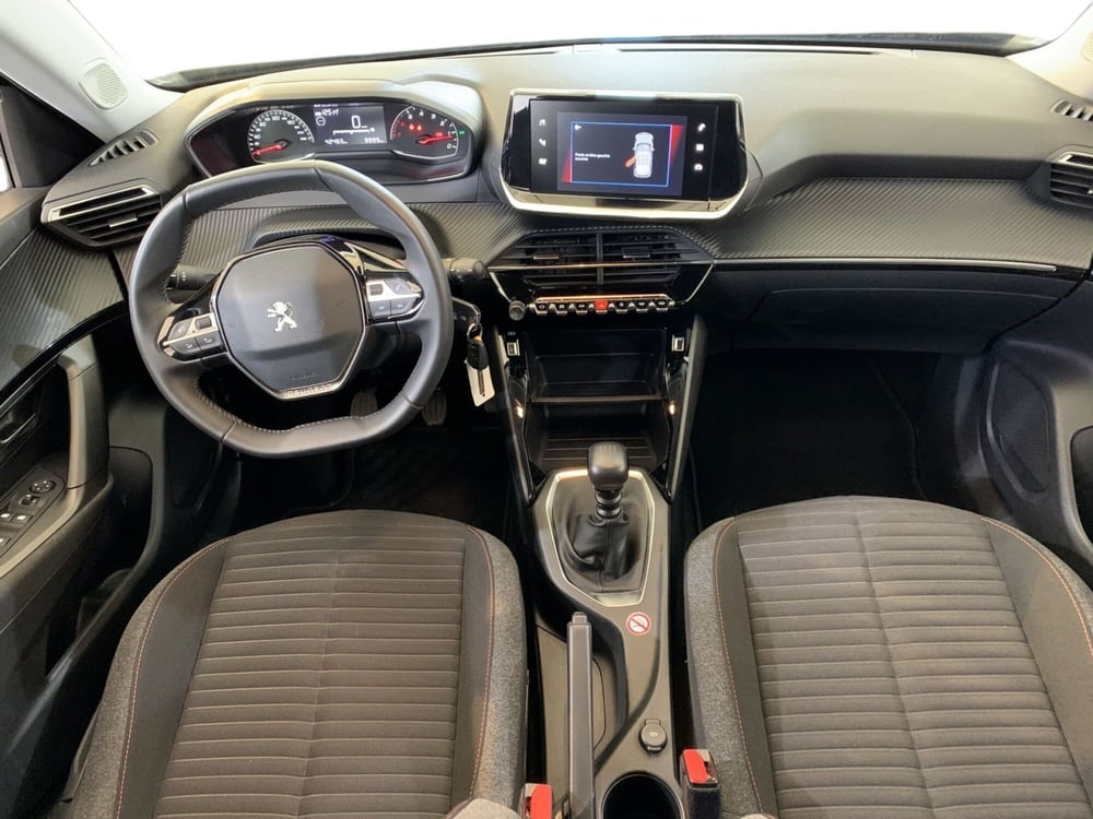 Peugeot 2008 usata a Prato (8)