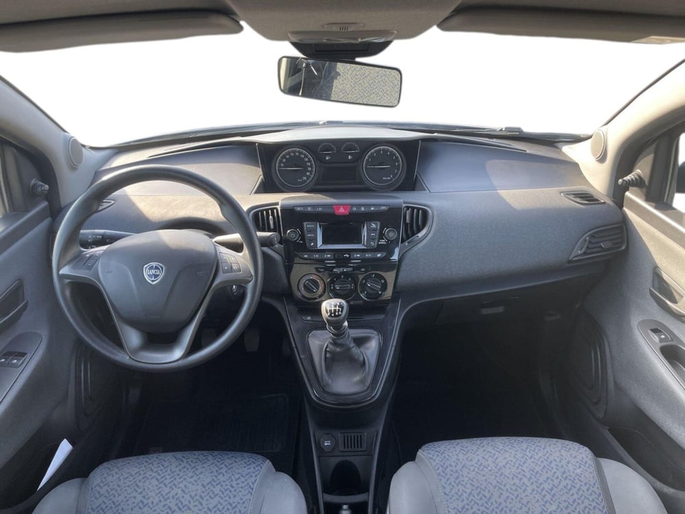 Lancia Ypsilon usata a Firenze (13)