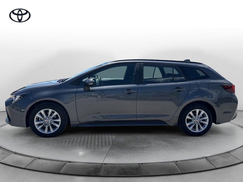 Toyota Corolla Touring Sports nuova a Siracusa (2)