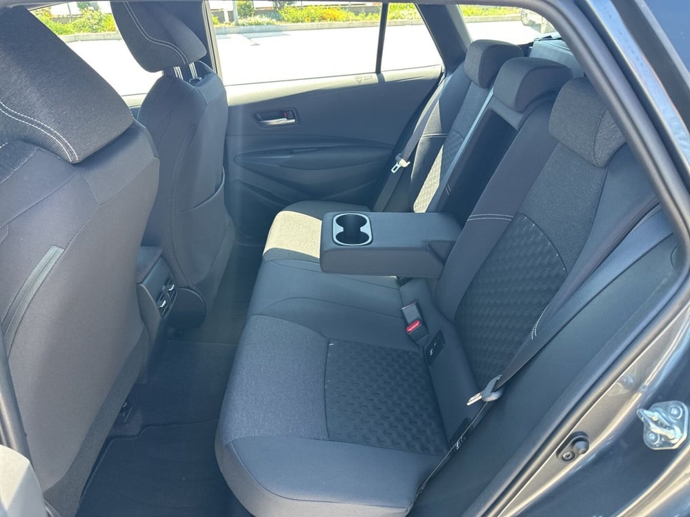 Toyota Corolla Touring Sports nuova a Siracusa (7)
