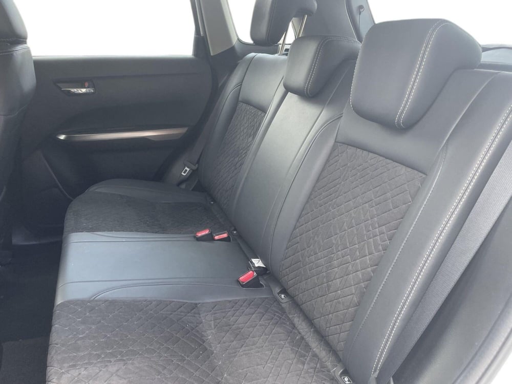 Suzuki Vitara usata a Prato (12)