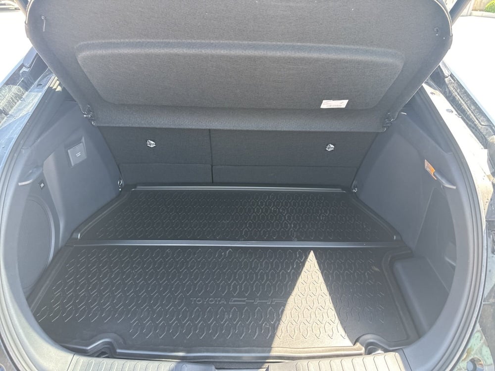 Toyota Toyota C-HR usata a Siracusa (6)
