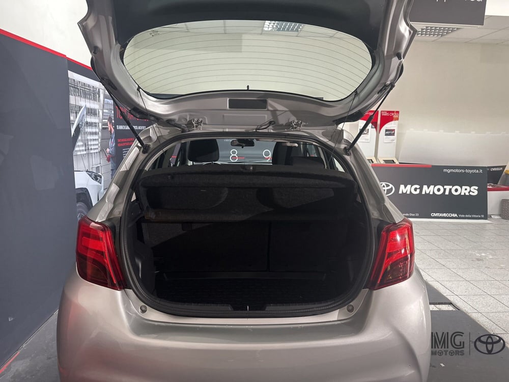 Toyota Yaris usata a Viterbo (17)