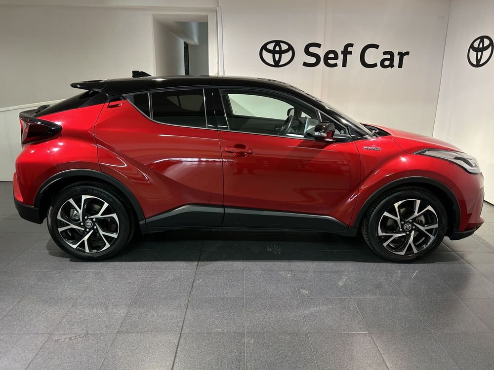 Toyota Toyota C-HR usata a Milano (14)
