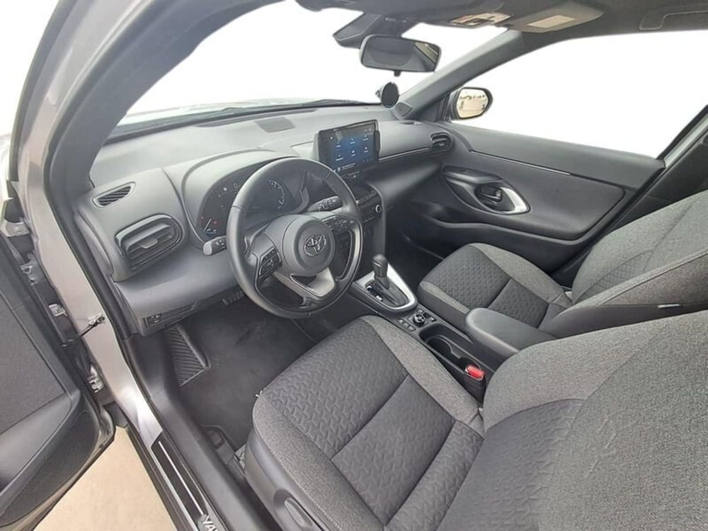 Toyota Yaris Cross usata a Cagliari (11)