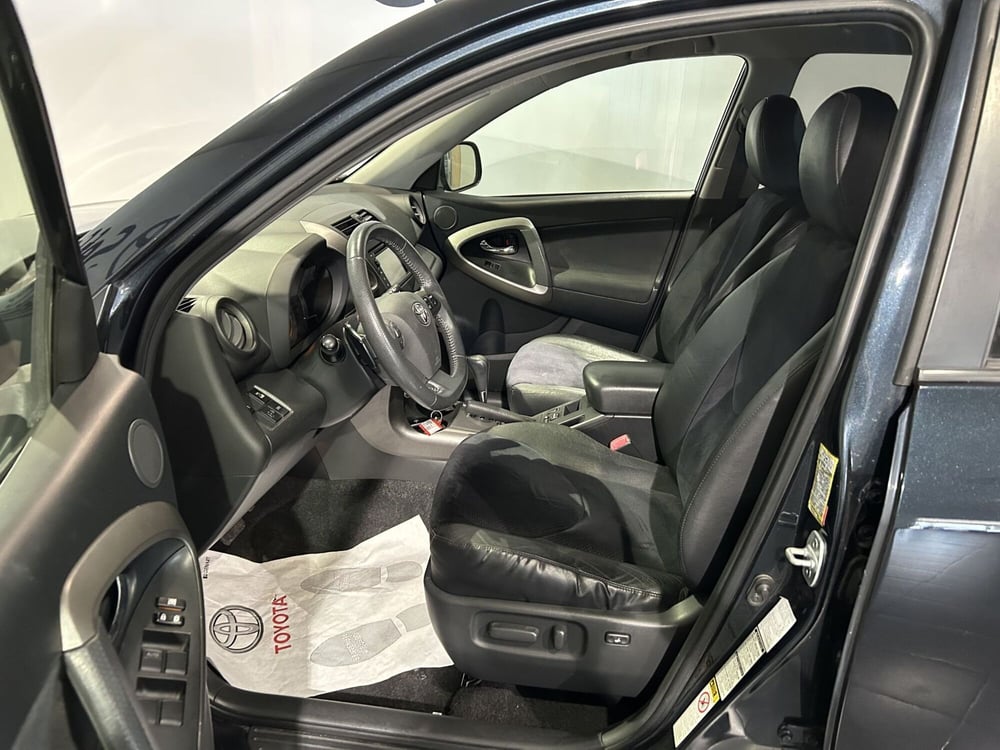 Toyota Rav4 usata a Milano (12)