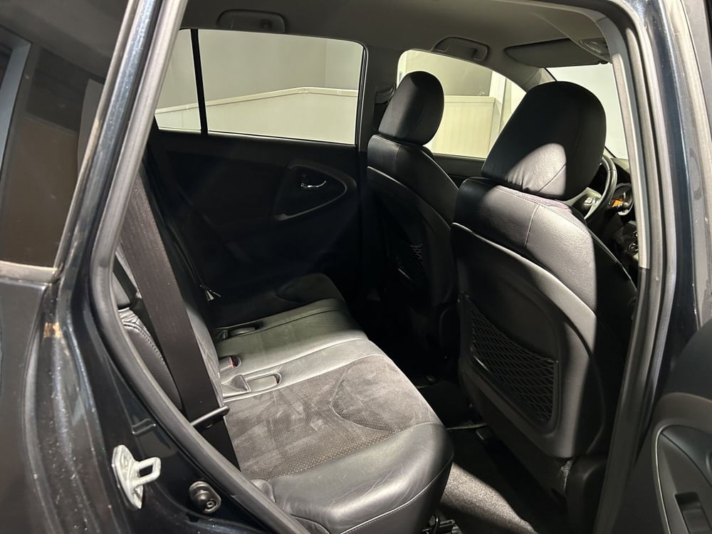 Toyota Rav4 usata a Milano (14)