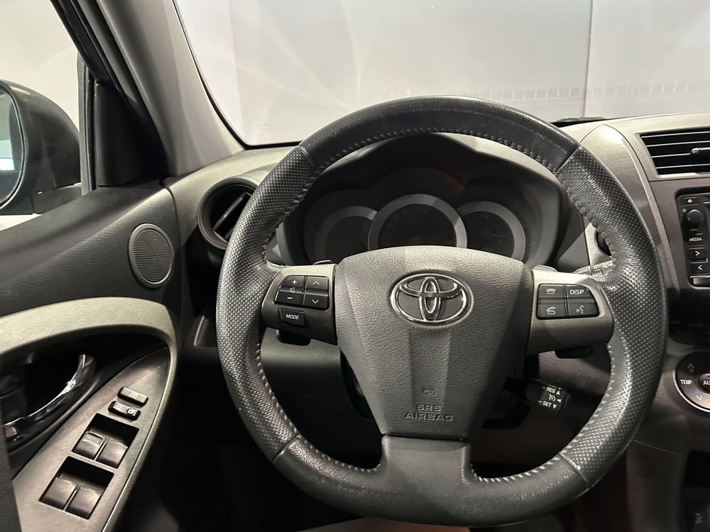 Toyota Rav4 usata a Milano (8)